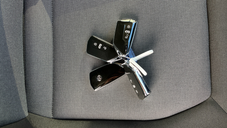 Volkswagen Crafter Cr35 Lwb Diesel Fwd 2.0 TDI 140PS Commerce Plus High Roof Van